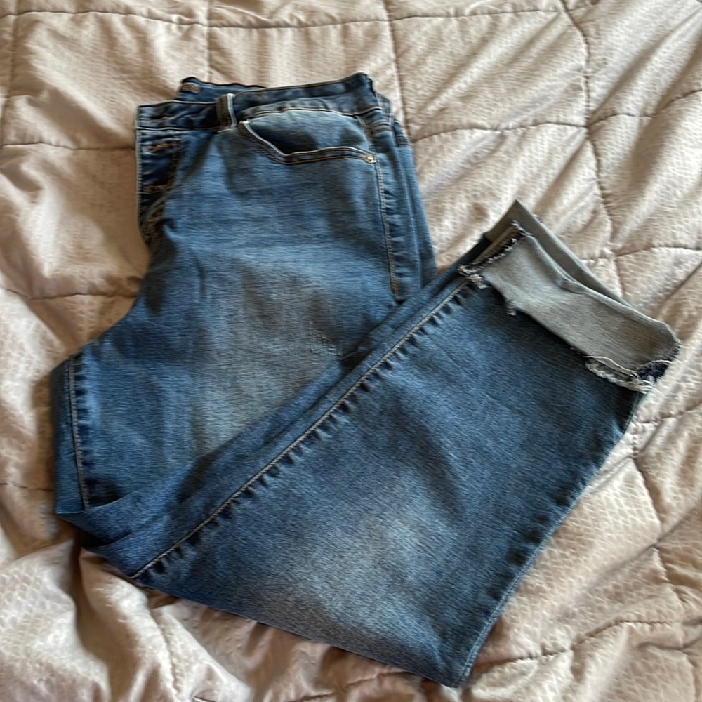 Maurices high rise capris